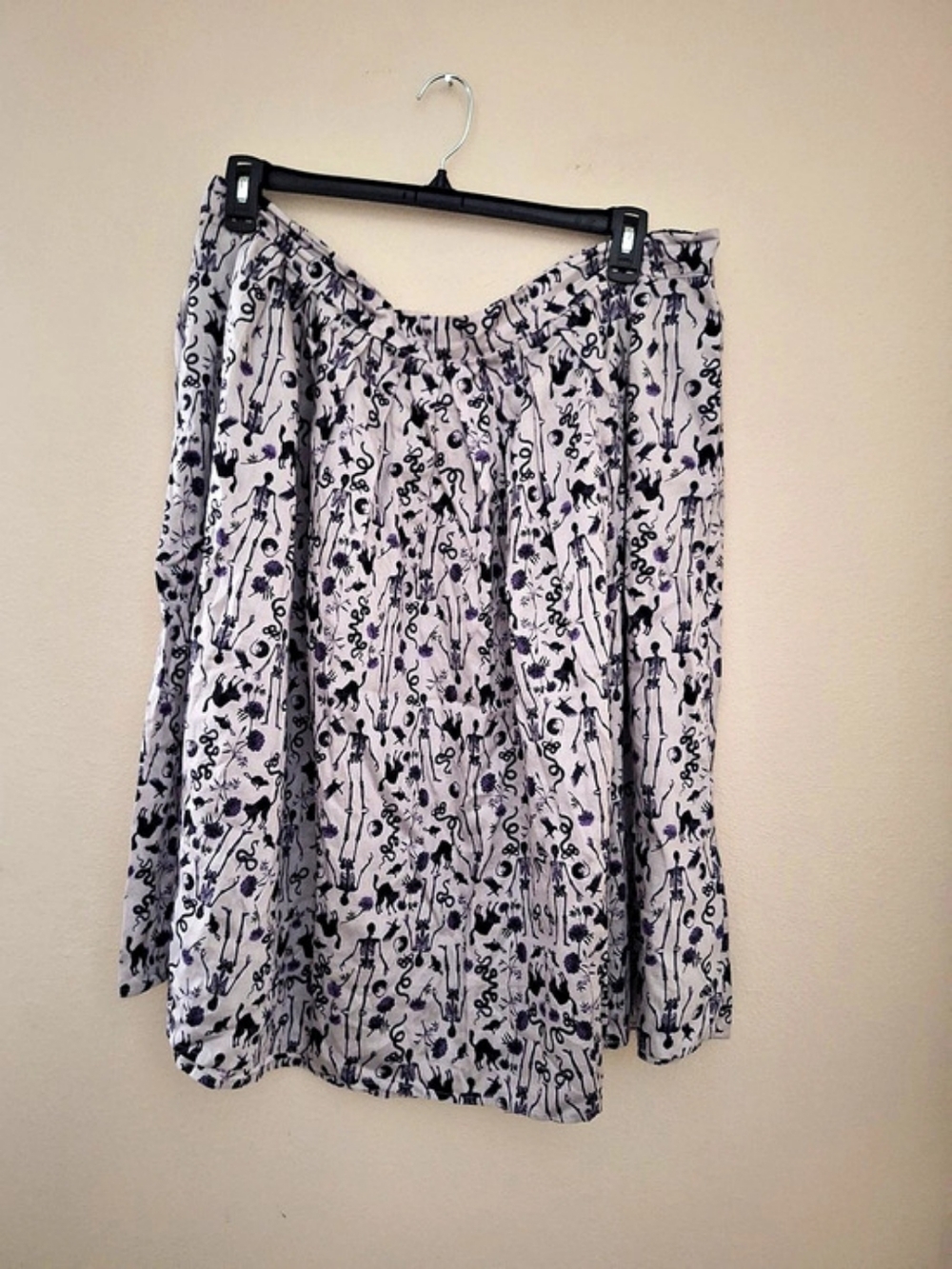 ModCloth MidiSkirt in Purple Spooky Print Size 18W